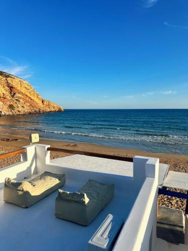 Provatas House | Cave Beach House Milos
