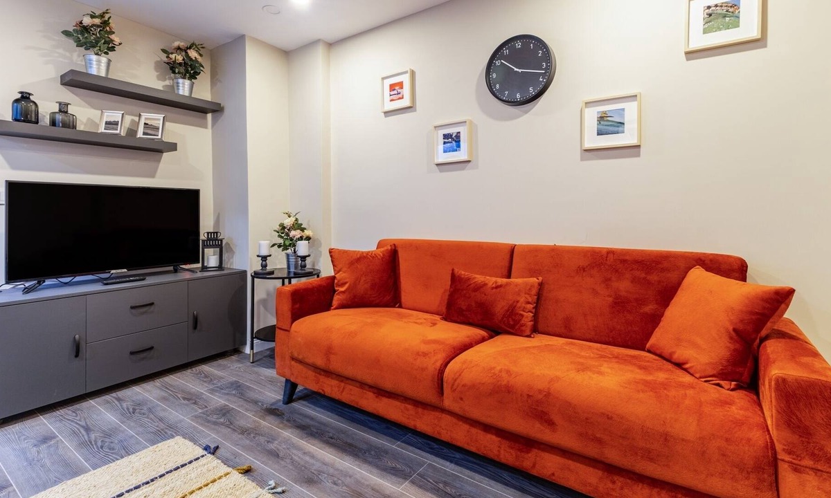 Osmanbey Apartment | Central Flat 5 min to Metro and City's Nisantasi