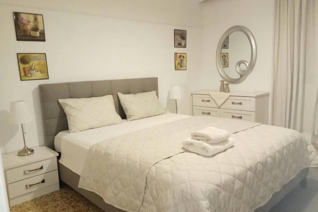 Peiraiki Apartment | CENTRAL TOWN HOUSE 60m2*