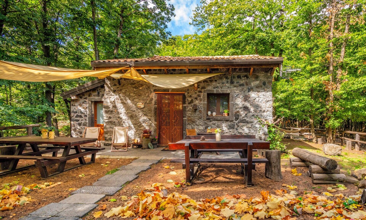 Linguaglossa Ski Chalet | Chalet "Casa U Parmento" on the Etna Natural Park with Garden & Terrace