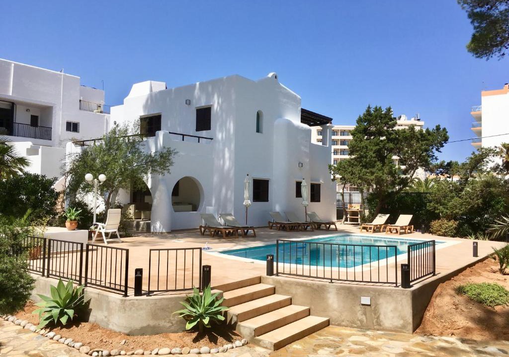 Sant Antoni de Portmany House | Chalet Torralba - Villa at Hotel Osiris