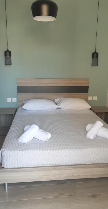 Nea Rodha Apartment | Chriselia 2