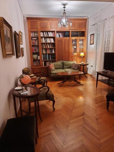 Koukaki Apartment | classical, luxury penthouse apartment in Athens