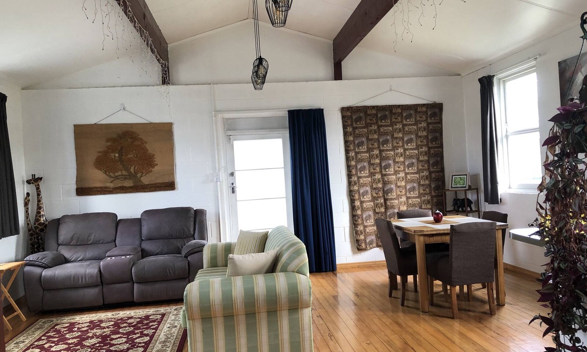 Foxton Beach House | Come and enjoy a summer break at our lovely Foxton Beach.
