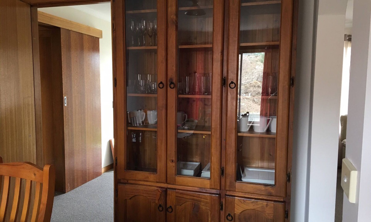 St Leonards House | Comfortable 3 Bedroom Home with all the facilities to accommodate 6 people.