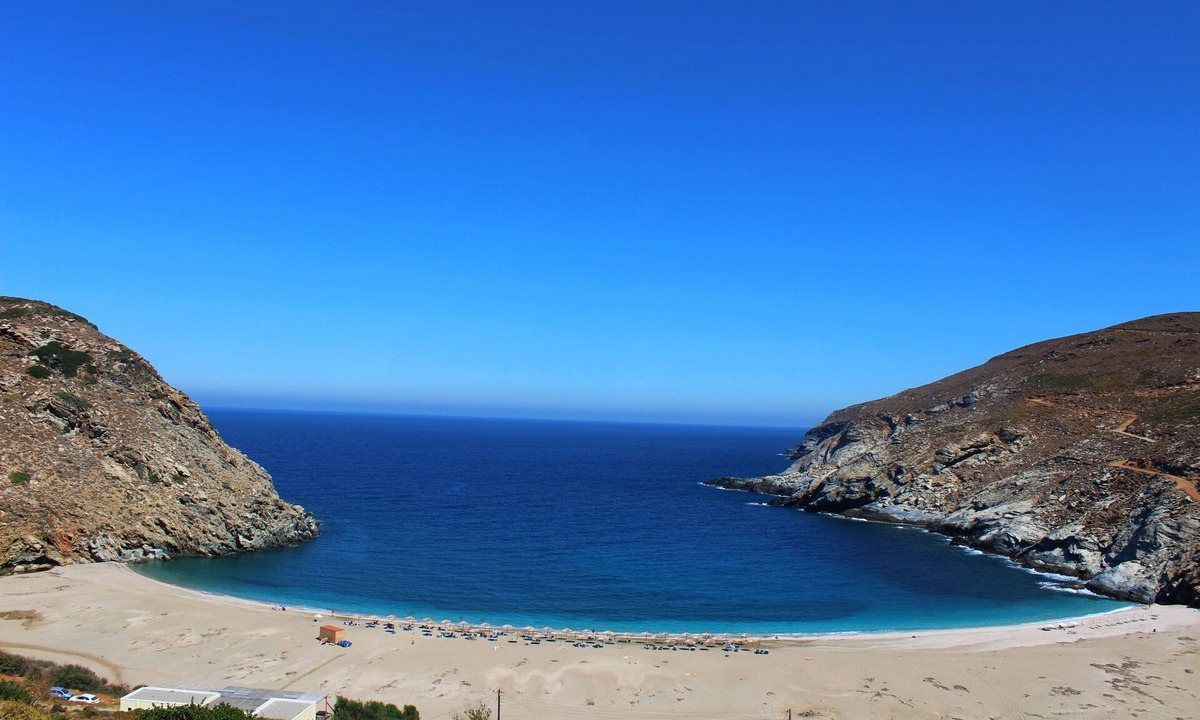 Gavrio House | Comfortable house in a quiet area - fantastic sea view.