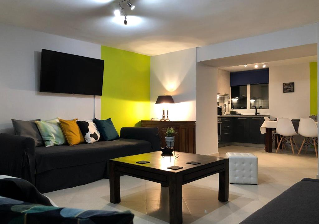 Skidra House | Contemporary Farmhouse with BBQ in North Evia