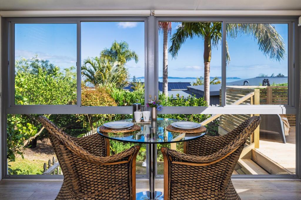 Coopers Beach House | Coopers Perch - Coopers Beach Couples Retreat