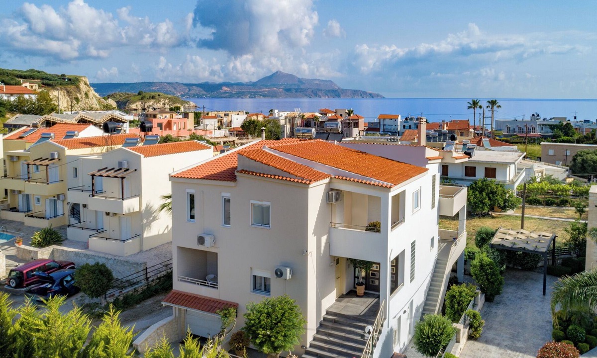 Almyrida Apartment | COSY 2 BEDROOM APARTMENT NEAR CRYSTAL WATER SANDY BEACH