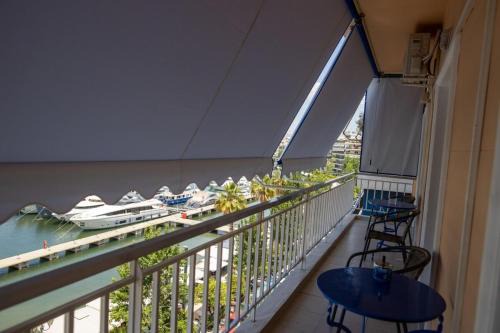 Pasalimani Apartment | Cozy apartment with full view Marina Zeas