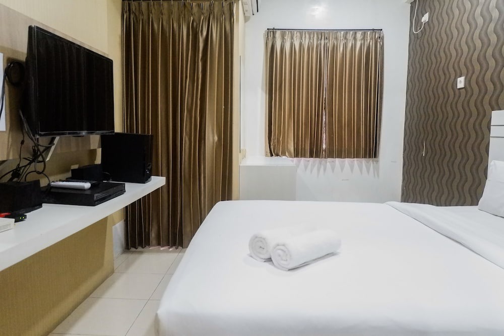 Surabaya Hotel | Cozy Studio Apartment at Pavilion Permata
