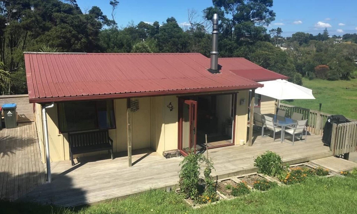 Ostend Cottage | Cute and Cosy 3 Bedroom Cottage