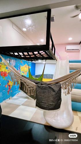 Bandar Sungai Long Hostel | D Cloud Homestay