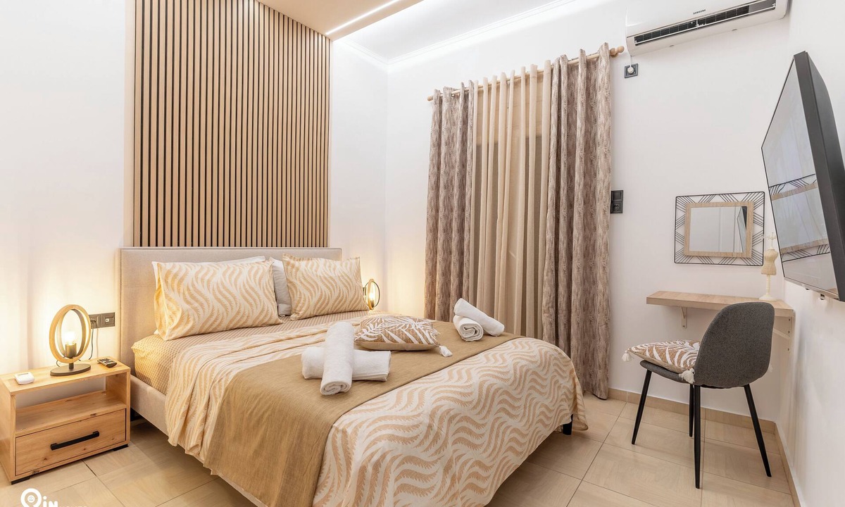 Aigaleo Apartment | Danae's - Luxury & Modern Apartment in Egaleo-Athens