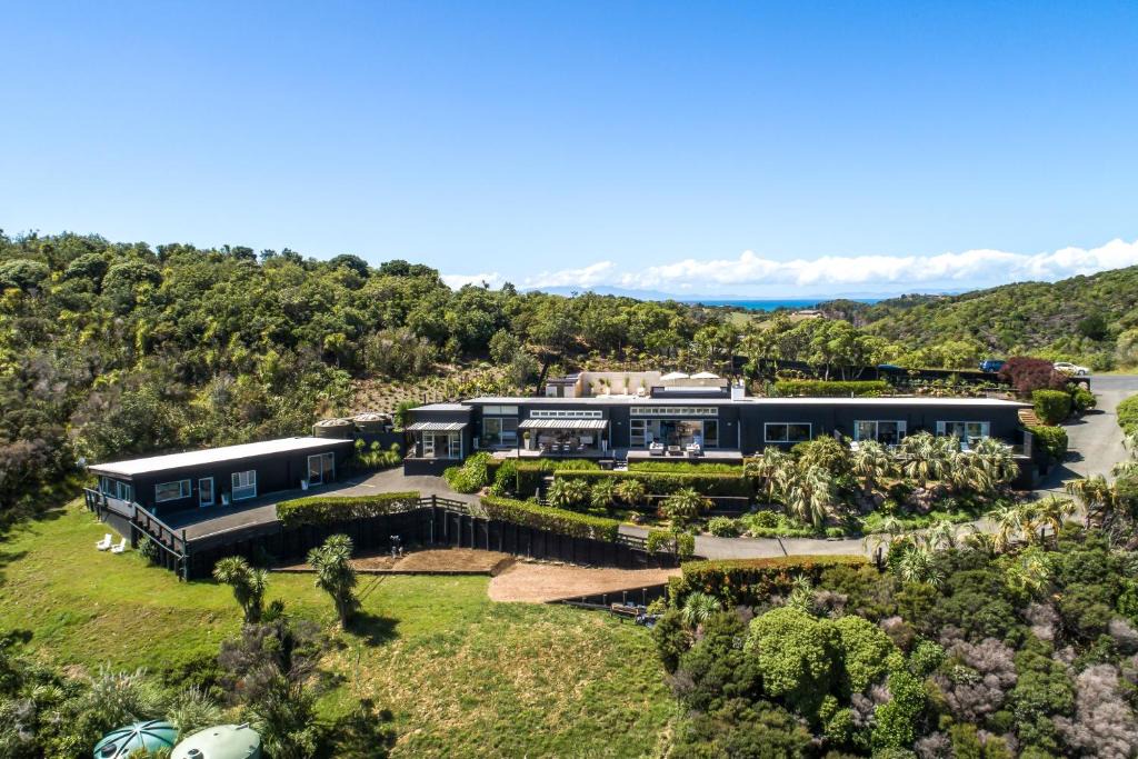 Matiatia Bay Apartment | Delamore Cove - Kowhai / You've Got It Maid