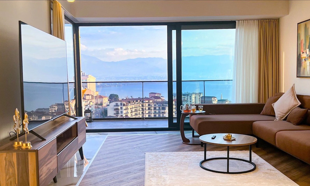Izmit Apartment | Dreamy Sea View Duplex in Izmit