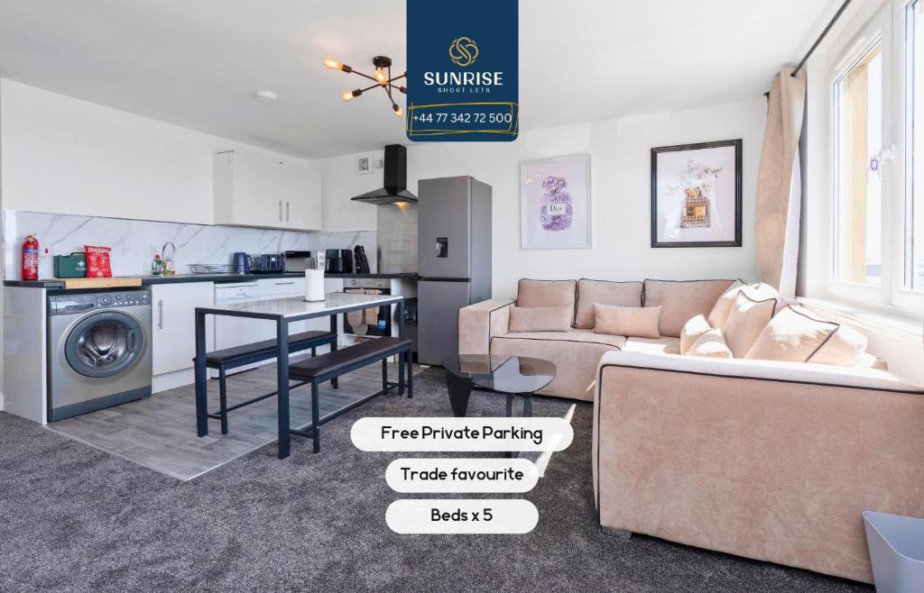 Dundee Apartment | Eden Views - 3 Rooms, 5 Beds, Fully Equipped, 2 mins to Centre and Ring Road, Perfectly Suited to Groups by SUNRISE LONG LETS and SERVICED ACCOMMODATION DUNDEE