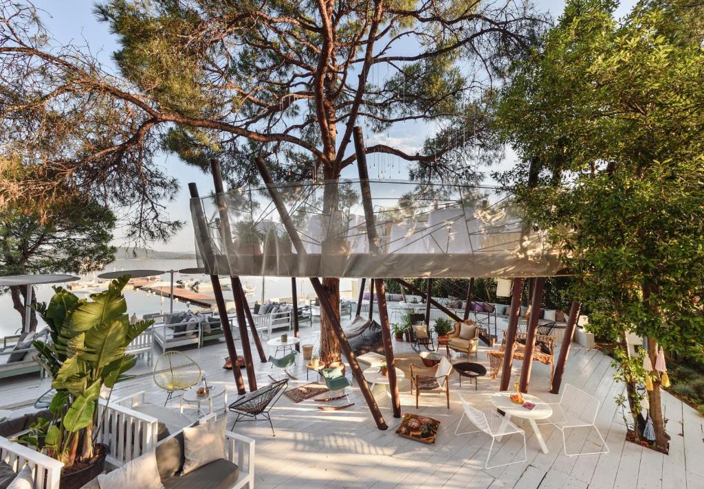 Vourvourou Resort | Ekies All Senses Resort, a Member of Design Hotels