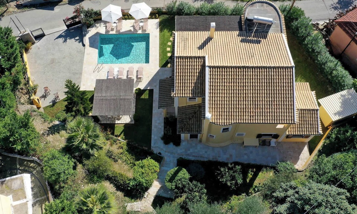 Kato Pavliana Villa | Elegant 4-Bedroom Villa with Private Pool & BBQ
