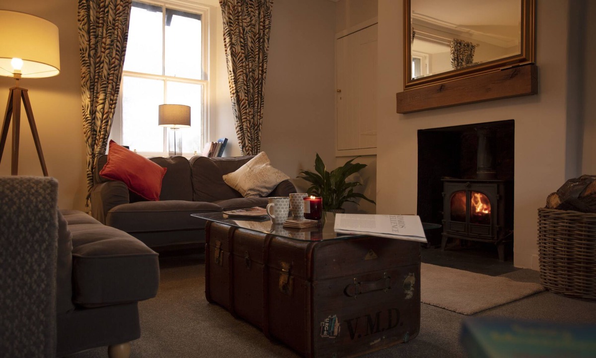 Gorebridge Cottage | Elm Cottage - a charming traditional stone cottage with 2 bedrooms on Arniston Estate
