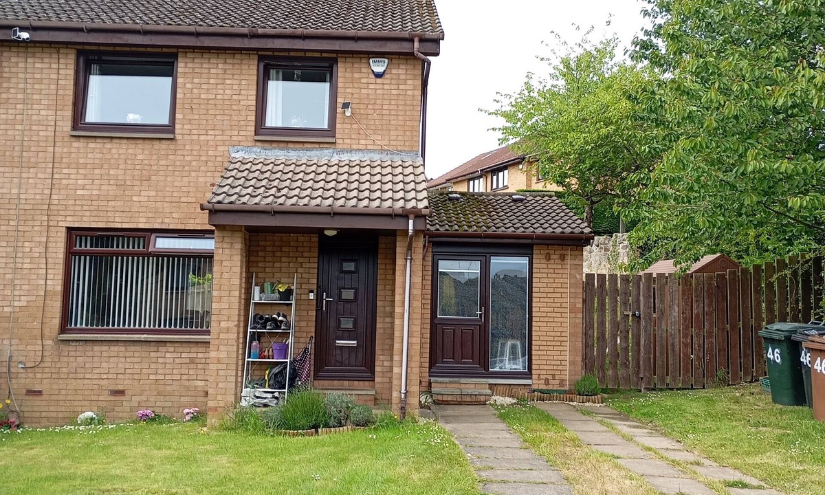 Gilmerton Apartment | En-suite with private entrance in Edinburgh