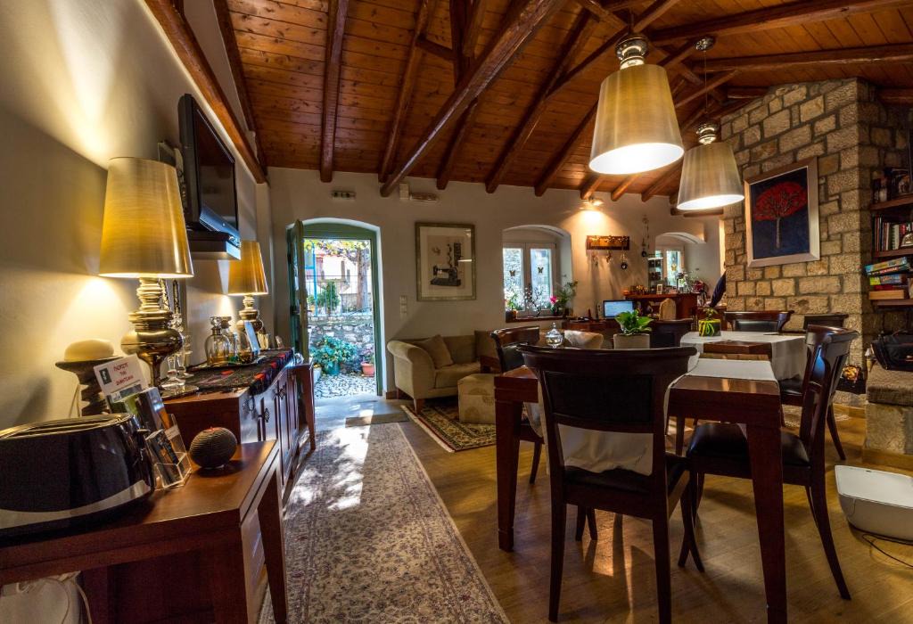 Dimitsana House | Enastron Guesthouse
