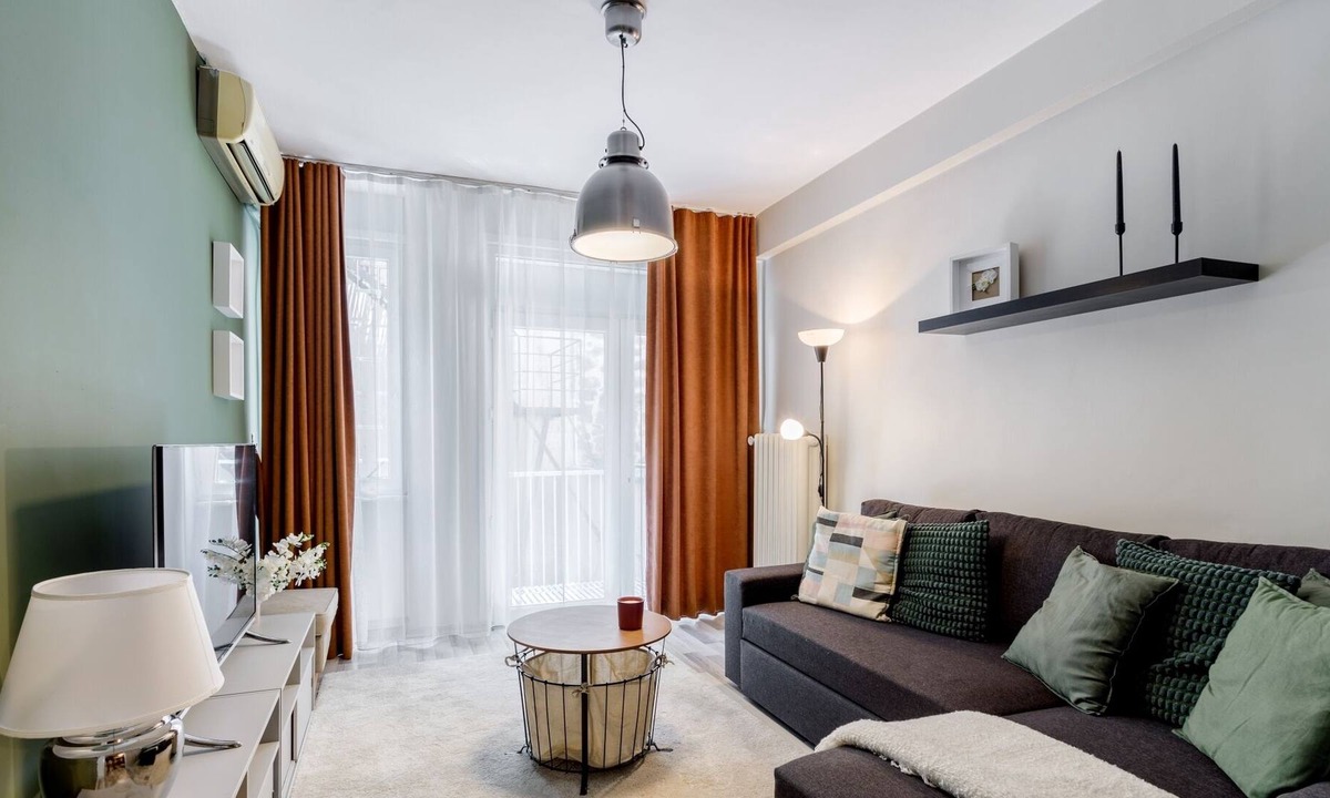 Osmanbey Apartment | Exquisite and Spacious Flat in Central Nisantasi