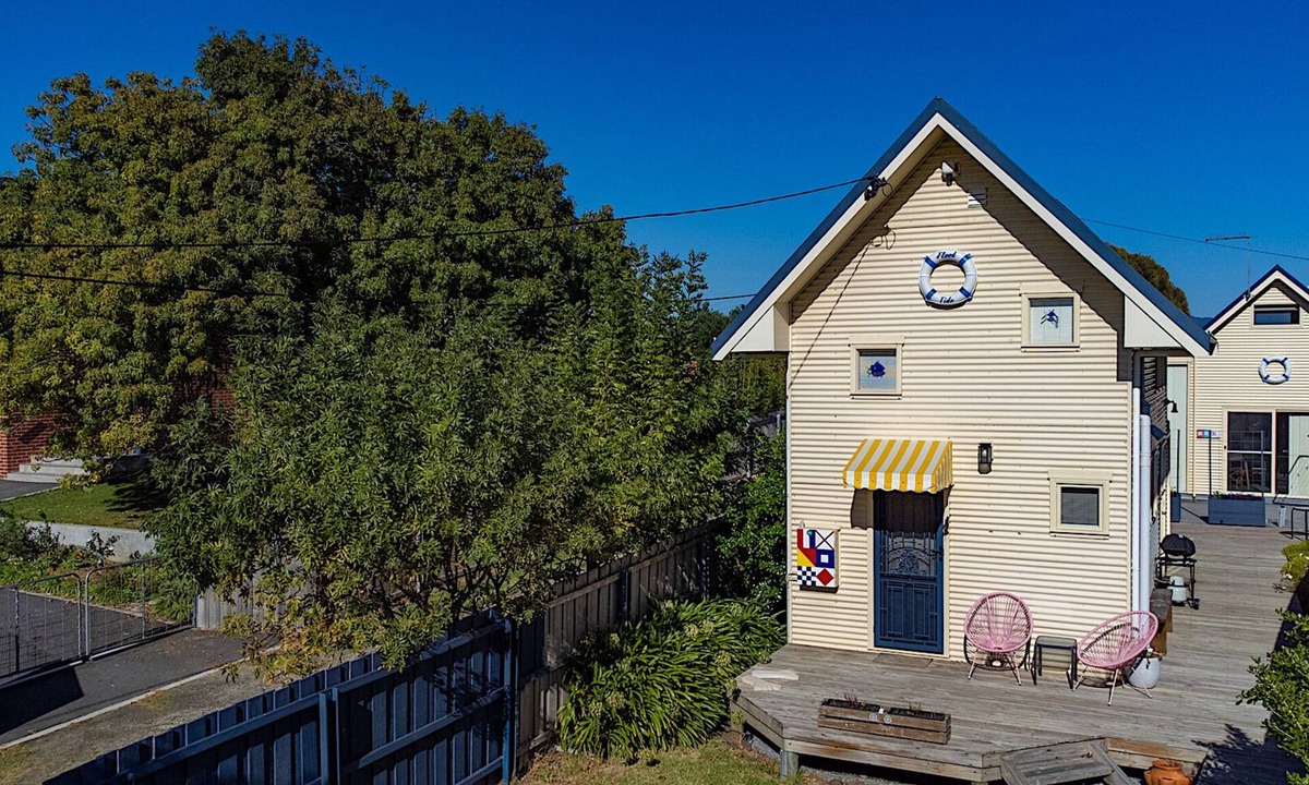 Low Head Cottage | Flood Tide Cottage One