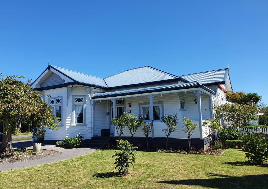 Hawera Bed & Breakfast | Fossil Coast B&B
