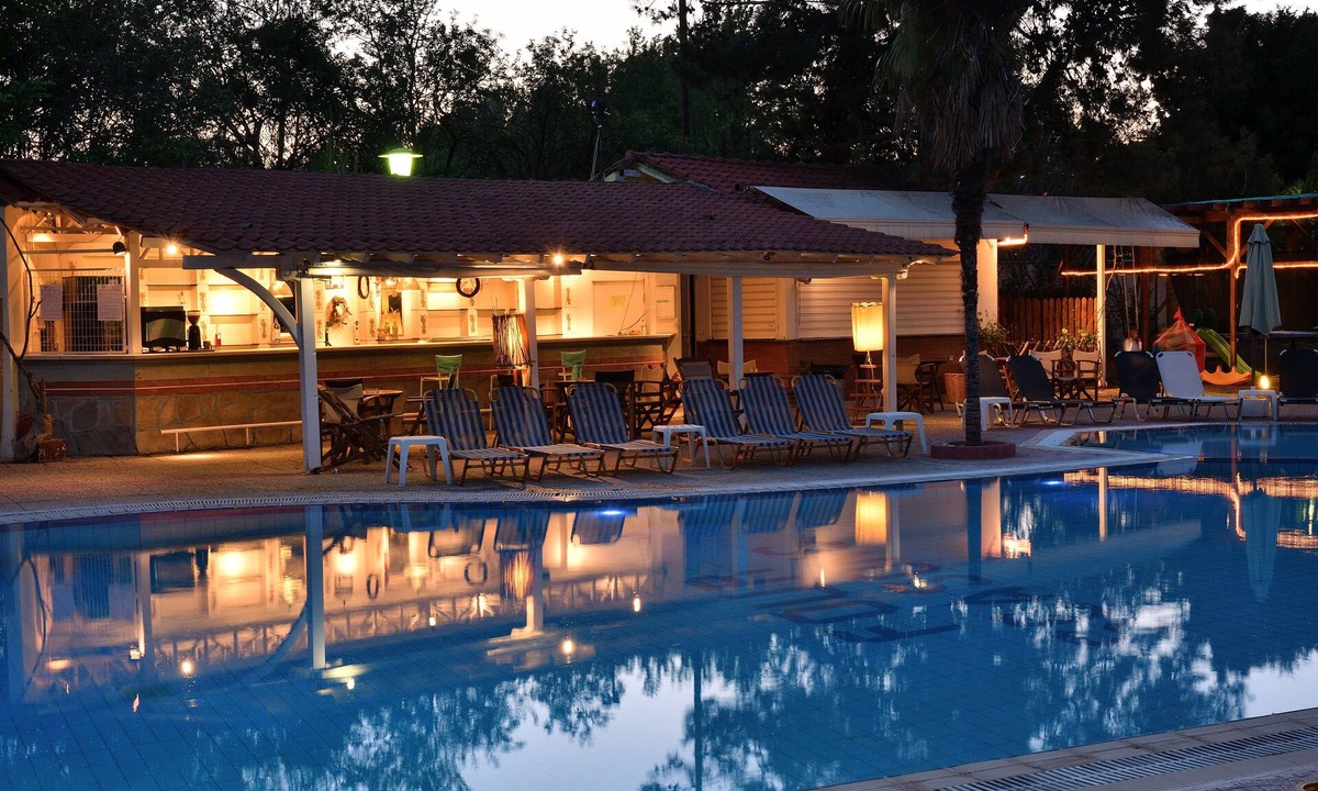 Thermi Hotel | Four Seasons Hotel