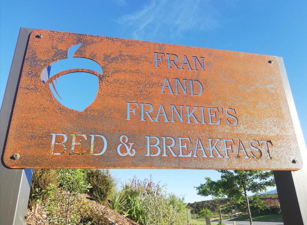 Luggate Bed & Breakfast | Fran and Frankie's Bed & Breakfast