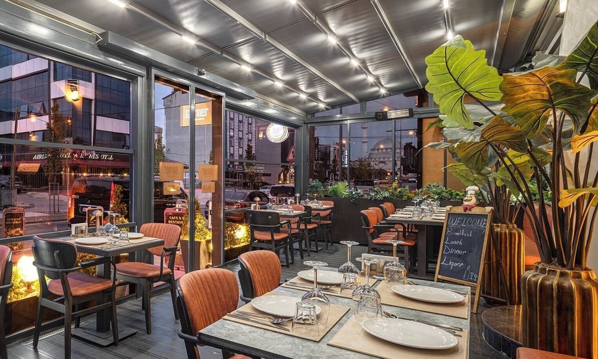 Arnavutkoy Hotel | Garner Hotel Istanbul - Airport Arnavutkoy by IHG