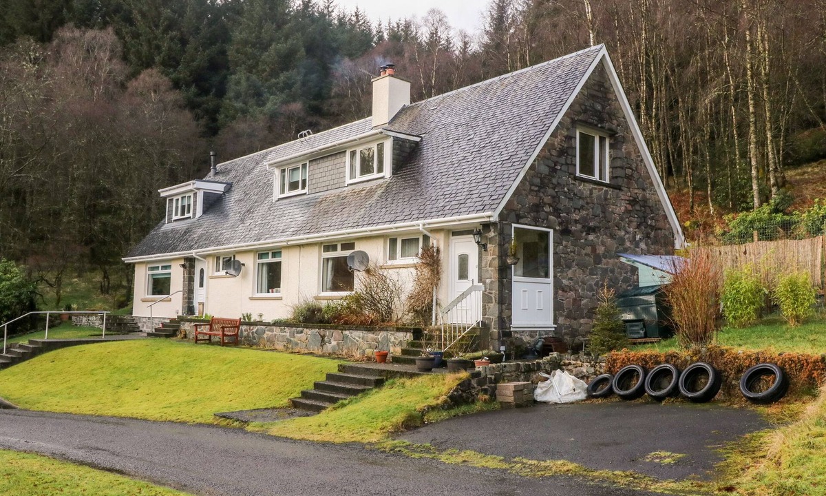 Strathblane Cottage | Glenfinglas Dam Cottage