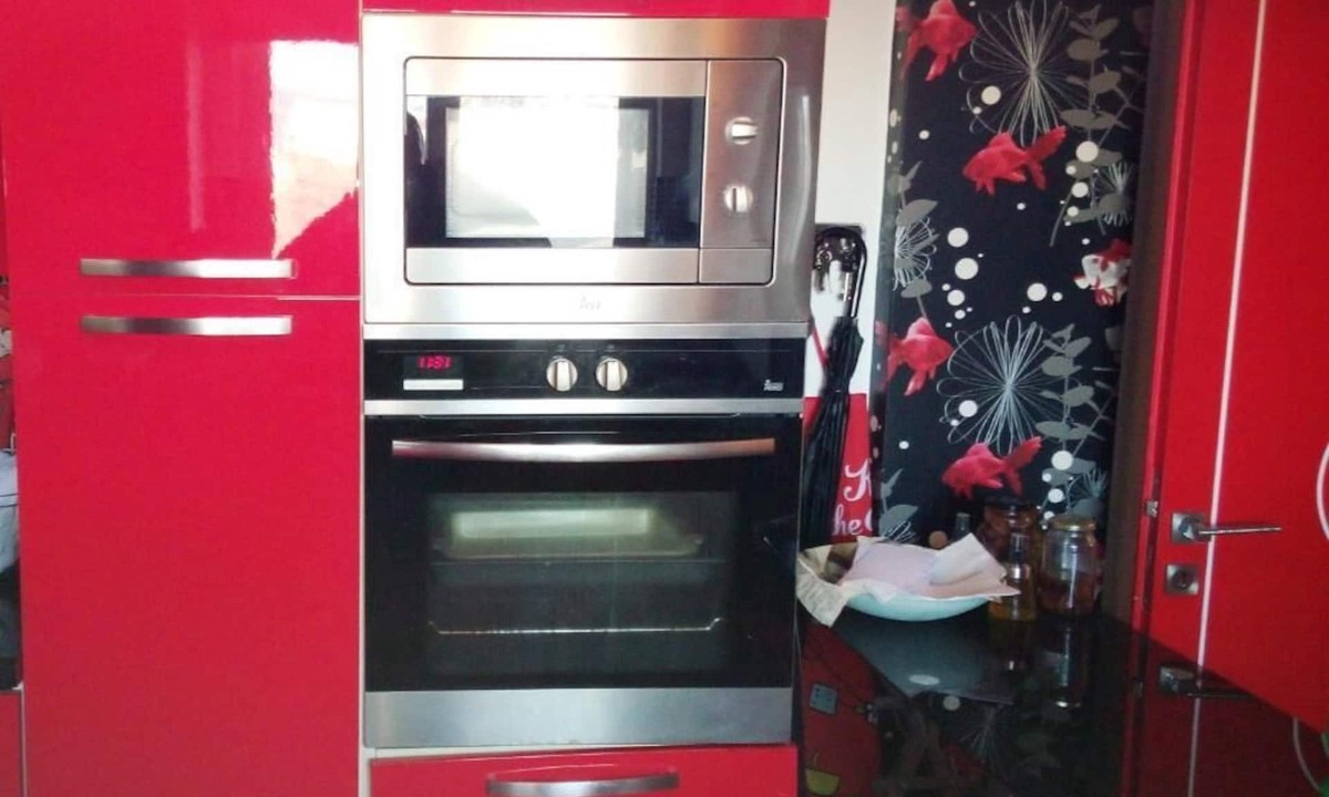 Agioi Anargyroi-Kamatero Apartment | Greek Hospitality with free WiFi, free PARKING.