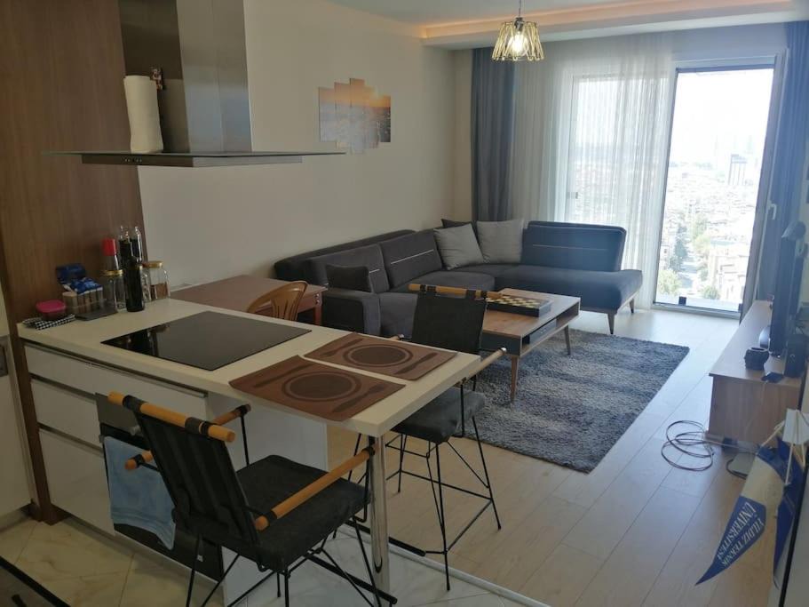 Gaziosmanpasa Apartment | Guvenlikli Plazada Huzurlu Yasam Alani
