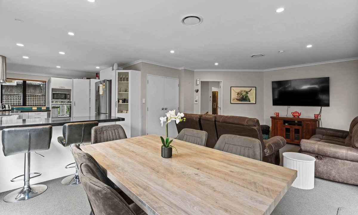 Hamilton House | Hamilton Hideout Summ