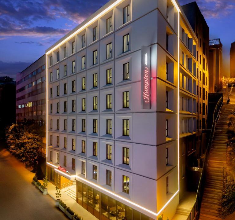 Harbiye Hotel | Hampton By Hilton Istanbul Sisli