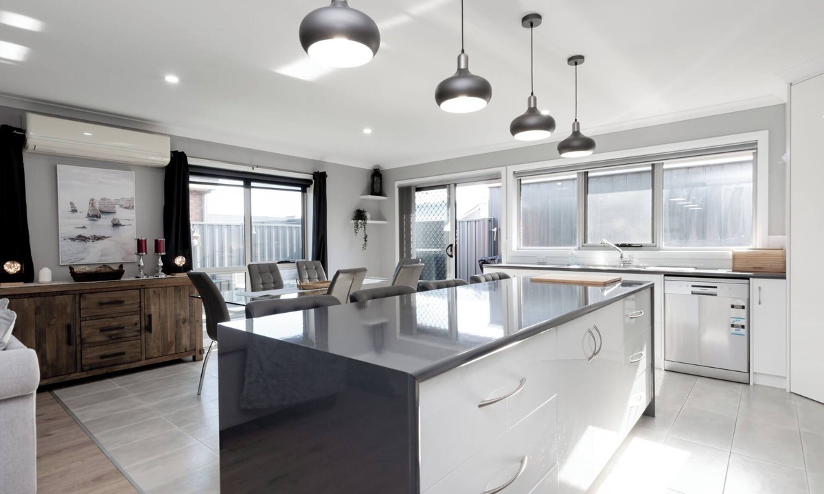 East Devonport House | Happy Tails Devonport