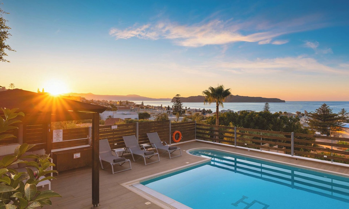 Kato Stalos Villa | Heated pool & Sauna