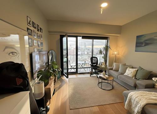 Kadikoy Apartment | High Floor Luxury Residence with View