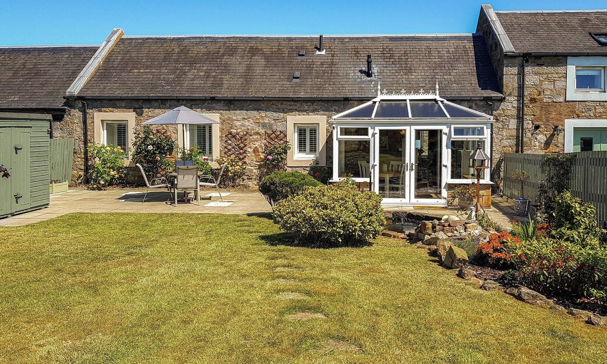 Rosyth Cottage | Hilton Farm Steadings
