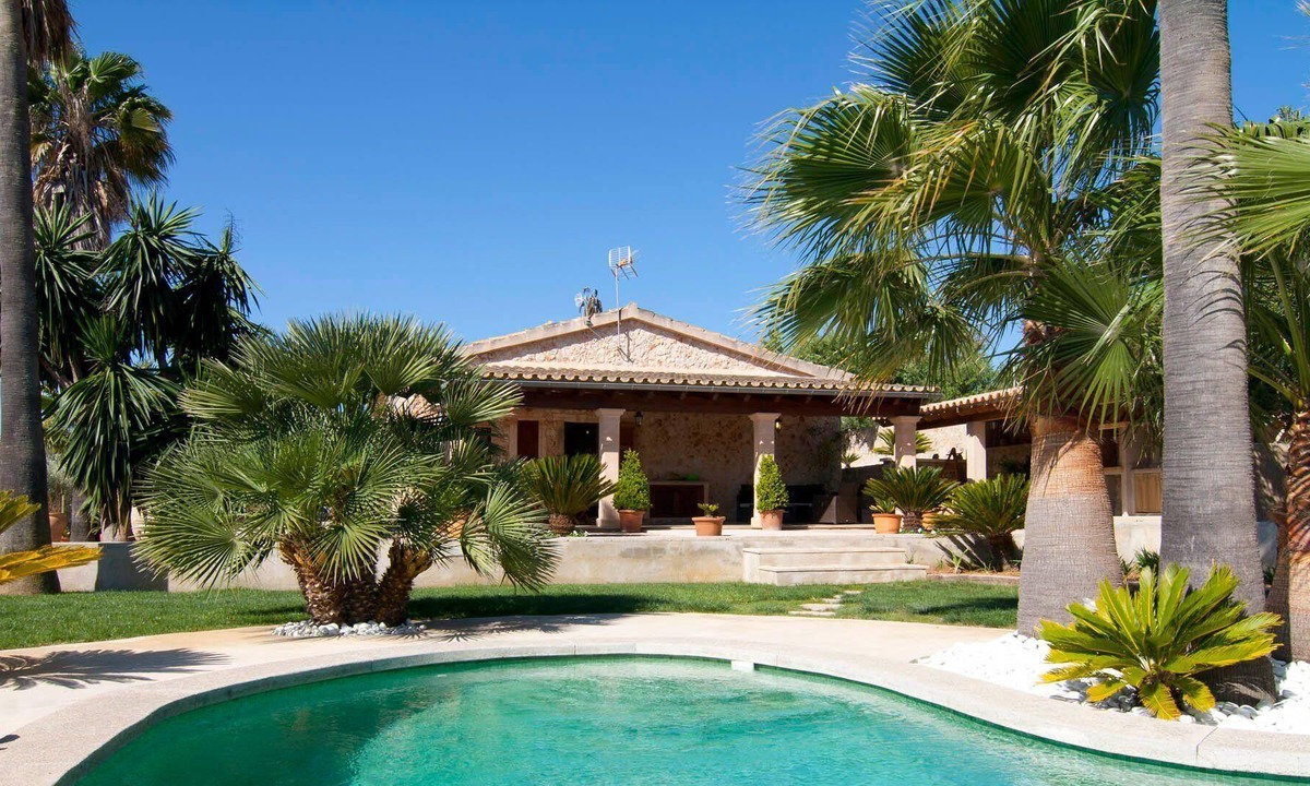 Llubi House | Holiday house Llubí for 1 - 6 persons with 3 bedrooms - Holiday house
