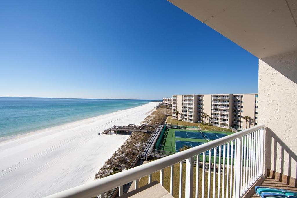 Holiday Isle Apartment | Holiday Surf & Racquet Club 624
