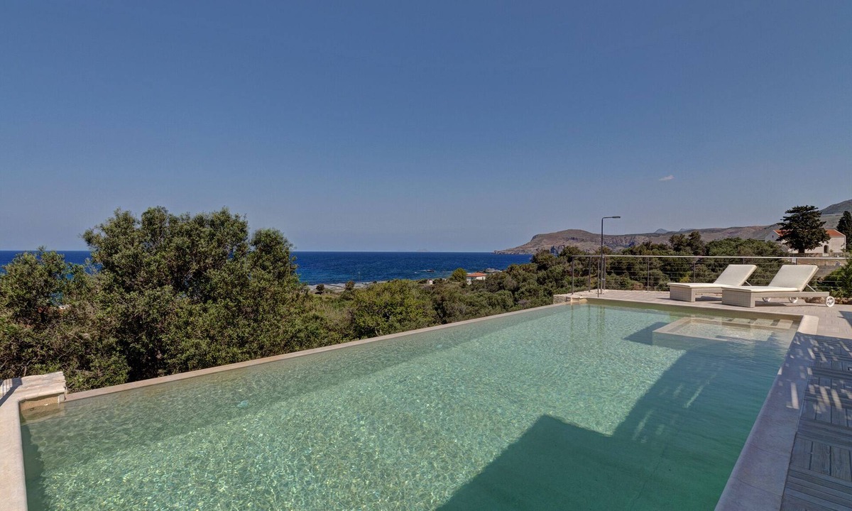 Sfinari House | Holiday villa with pool near Kissamos