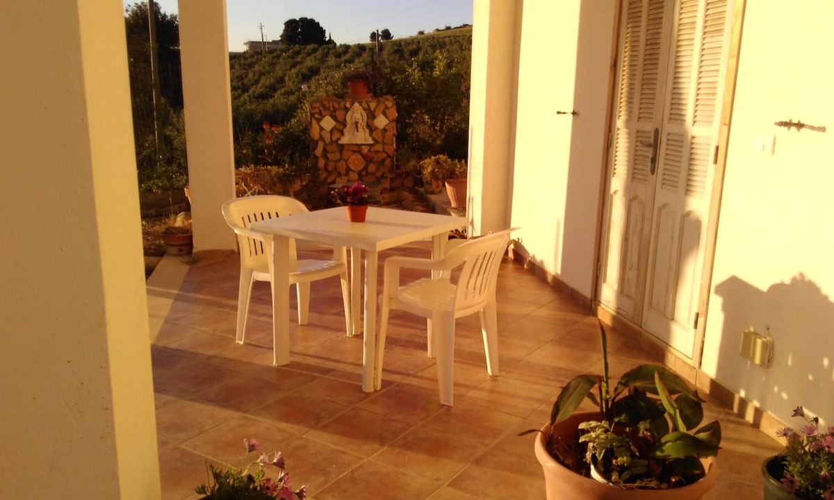 Sciacca Apartment | Homerez - Beautiful appartement 7 km away from the beach for 3 ppl. at Sciacca