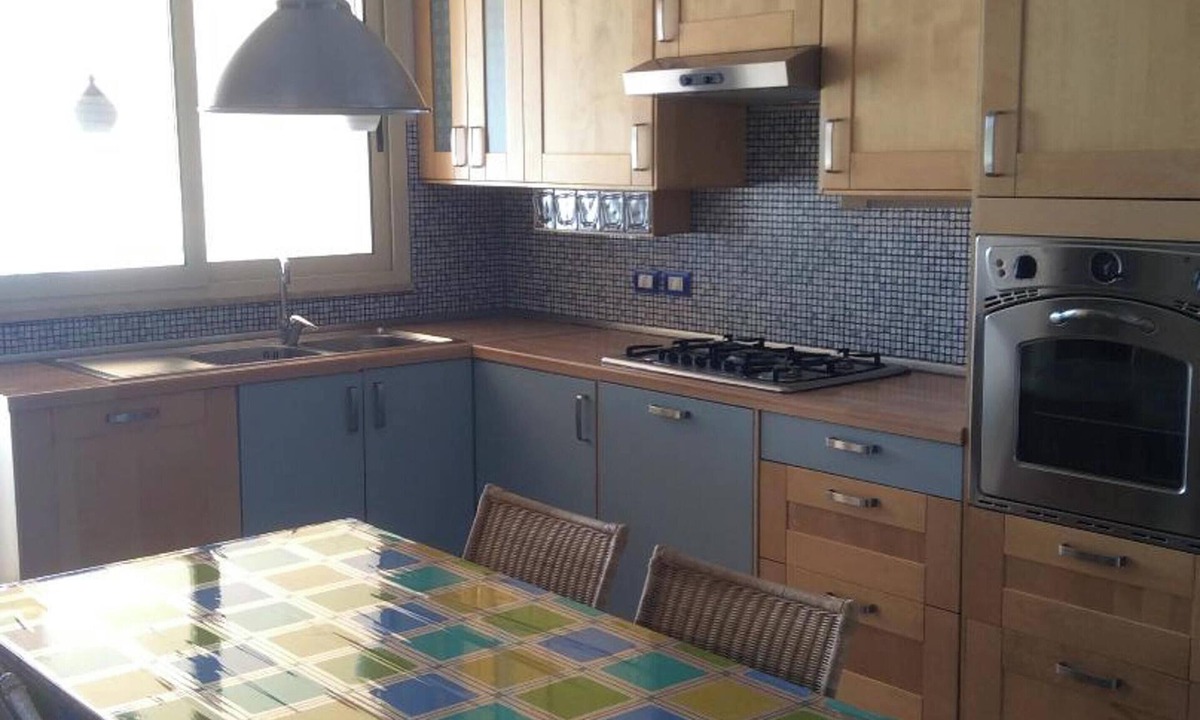 Schiavonea Apartment | Homerez - Spacious apartment Schiavonea 170m² + balcony