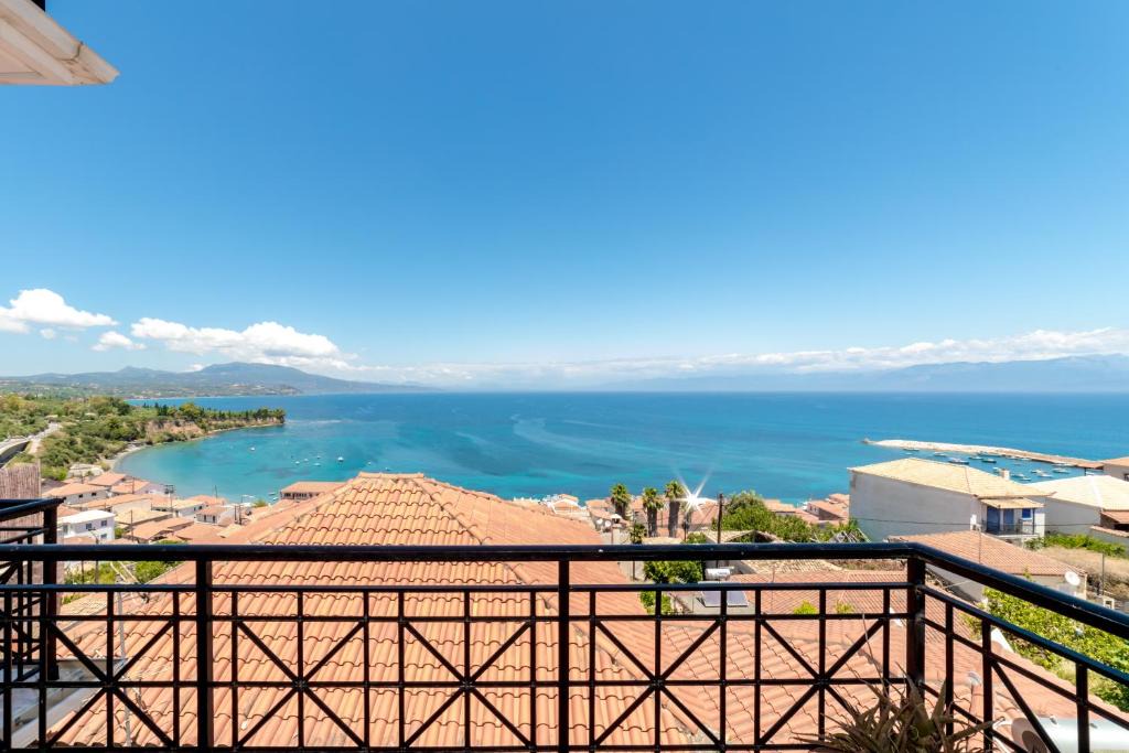 Koroni Apartment | Horizon House