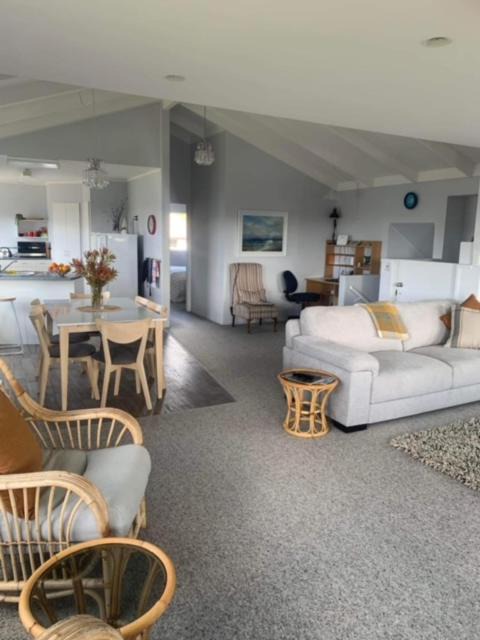 Cooks Beach House | Hosts on the Coast Catch of the Day