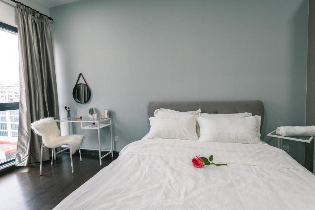 Maluri Apartment | HOT Sunway Velocity Mall 5 STAR RESIDENCE FREE WIFI 6 PAX FREE CARPARK #8