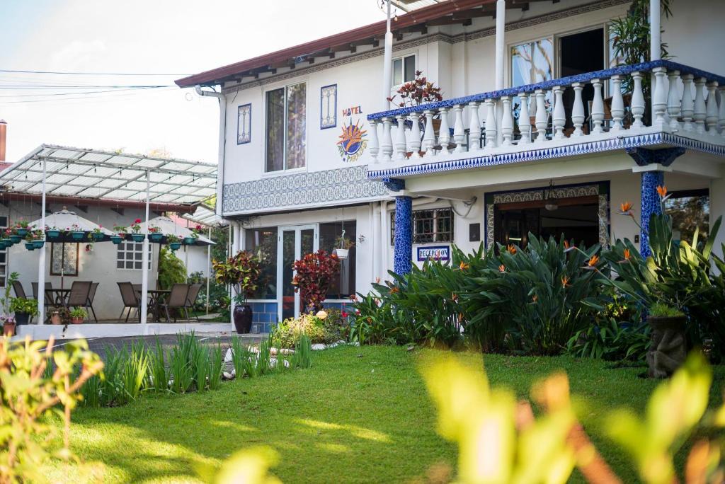 San Pedro Hotel | Hotel Ave del Paraíso